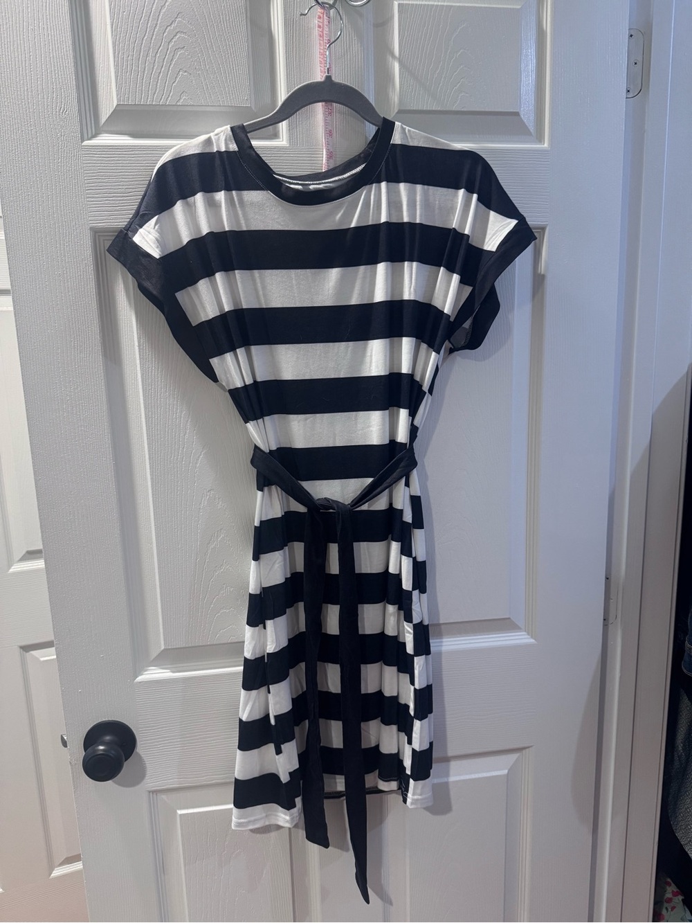 Classic Black & White Striped Belted Women’s Dress Never Worn